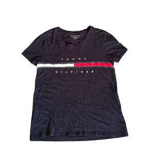 {Tommy Hilfiger} Women's Round-Neck T-Shirt